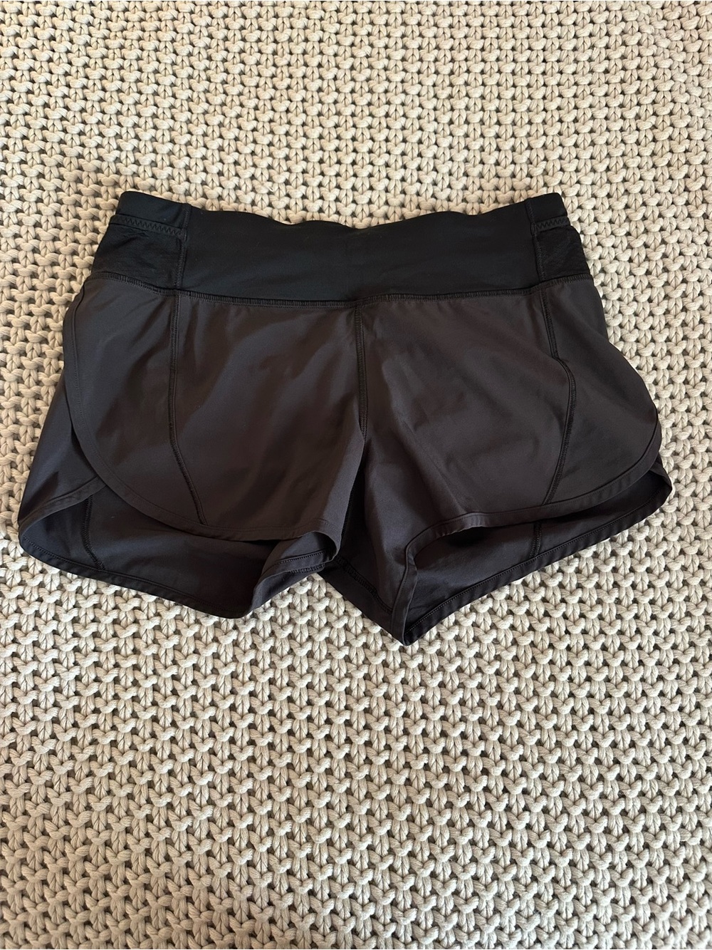 RARE Lululemon Split hem Black Athletic Running Shorts Sz6